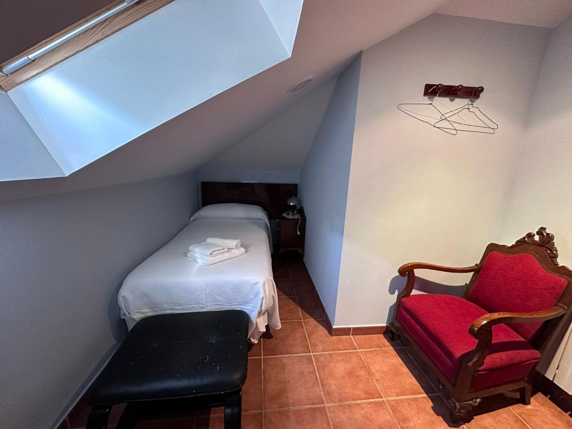 Casa Alpargateiro ξενώνας Os Peares Εξωτερικό φωτογραφία
